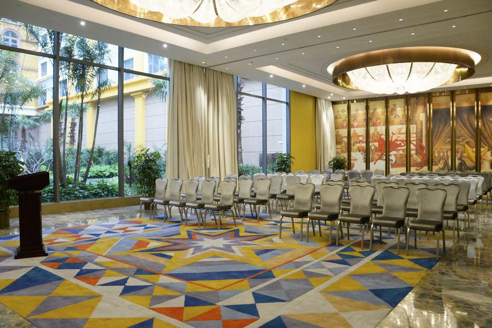 Chimelong Circus Hotel Zhuhai Esterno foto