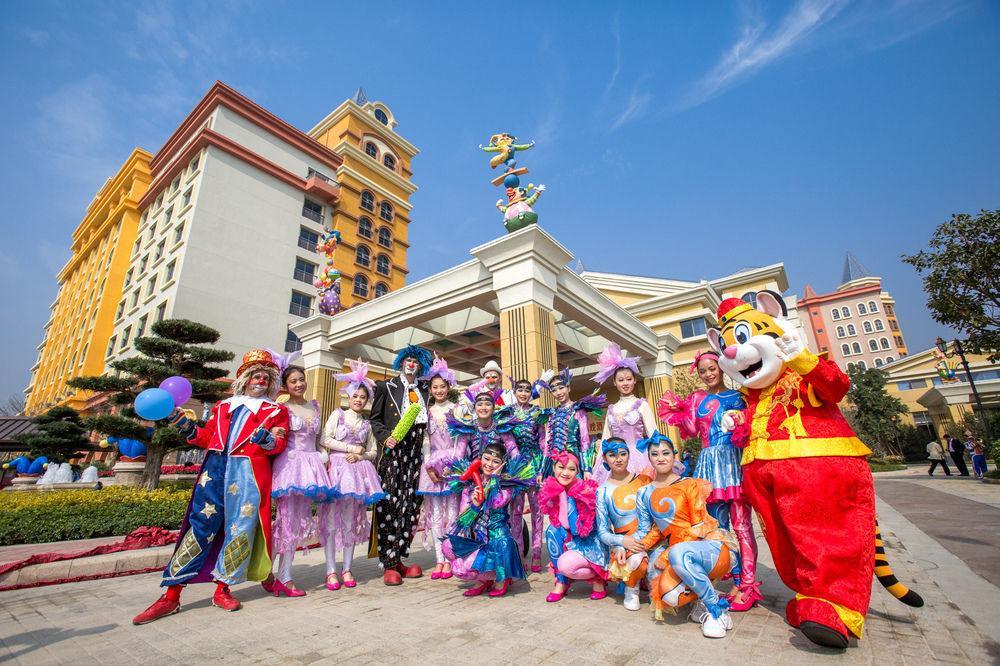 Chimelong Circus Hotel Zhuhai Esterno foto