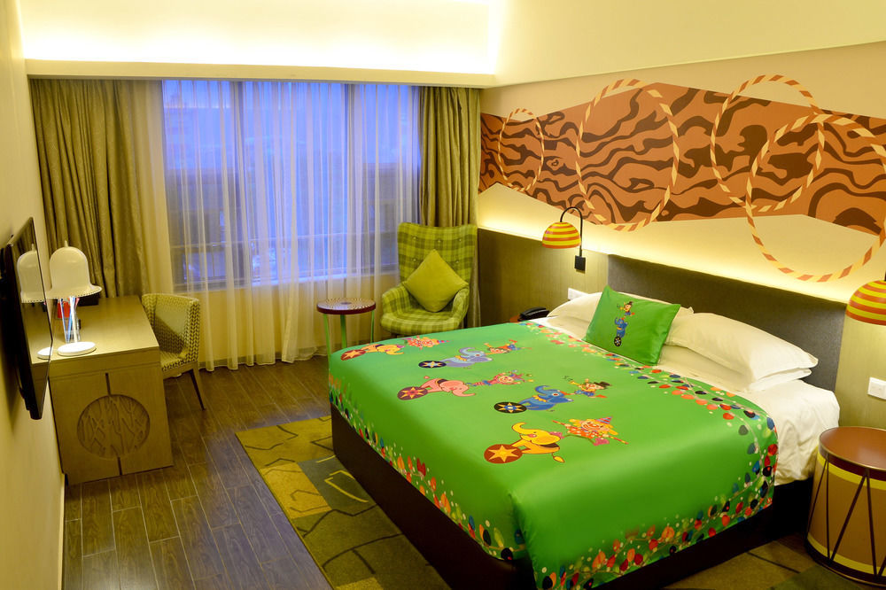 Chimelong Circus Hotel Zhuhai Esterno foto